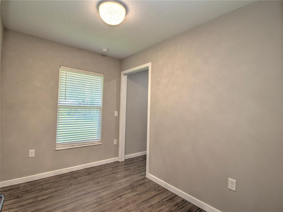 待售: $599,900 (3 贝兹, 2 浴室, 1217 平方英尺)