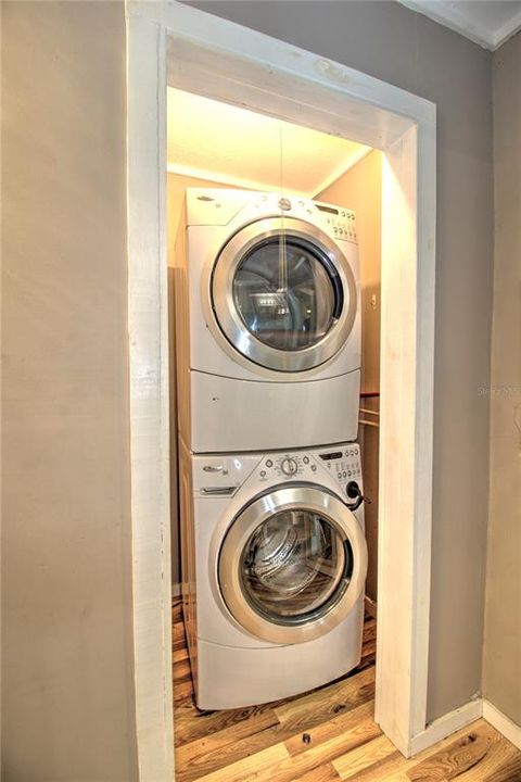 待售: $599,900 (3 贝兹, 2 浴室, 1217 平方英尺)