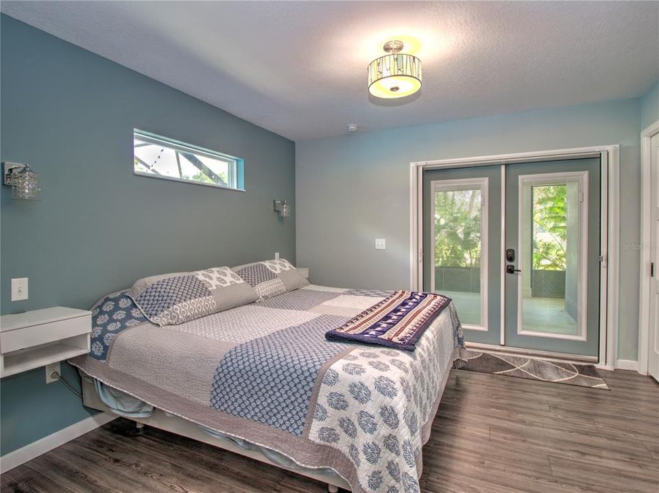 待售: $599,900 (3 贝兹, 2 浴室, 1217 平方英尺)