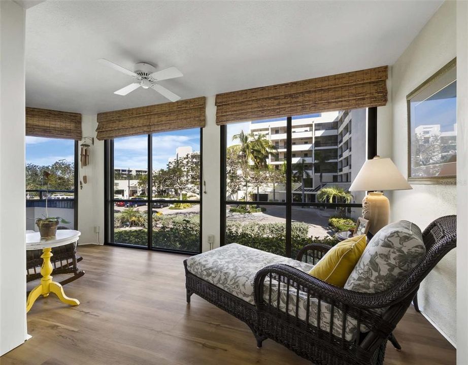 For Sale: $949,500 (3 beds, 3 baths, 2135 Square Feet)