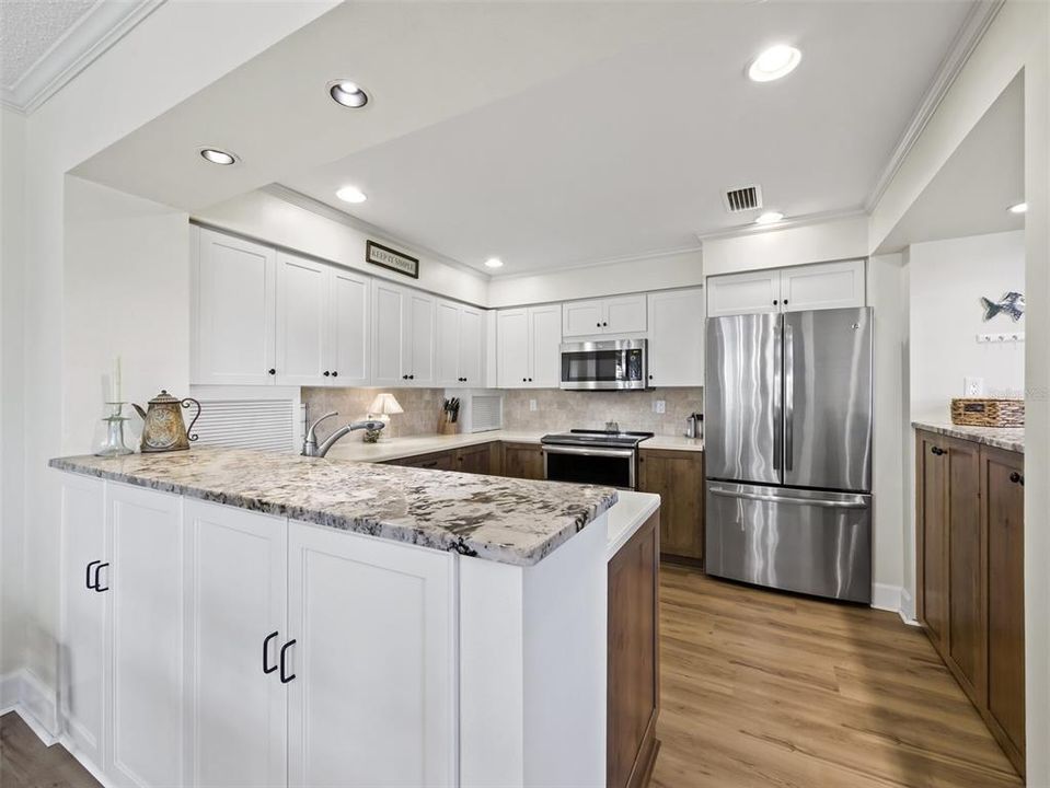 For Sale: $949,500 (3 beds, 3 baths, 2135 Square Feet)