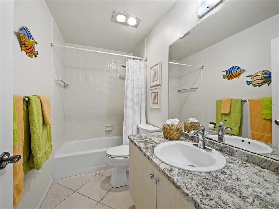 For Sale: $949,500 (3 beds, 3 baths, 2135 Square Feet)