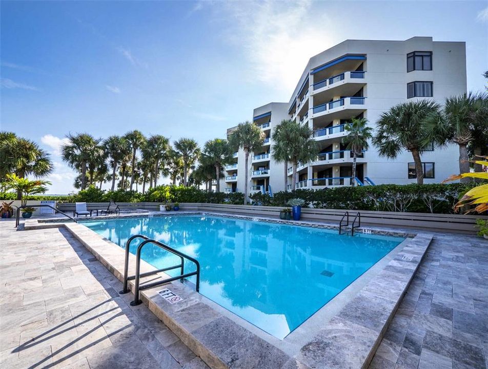 For Sale: $949,500 (3 beds, 3 baths, 2135 Square Feet)