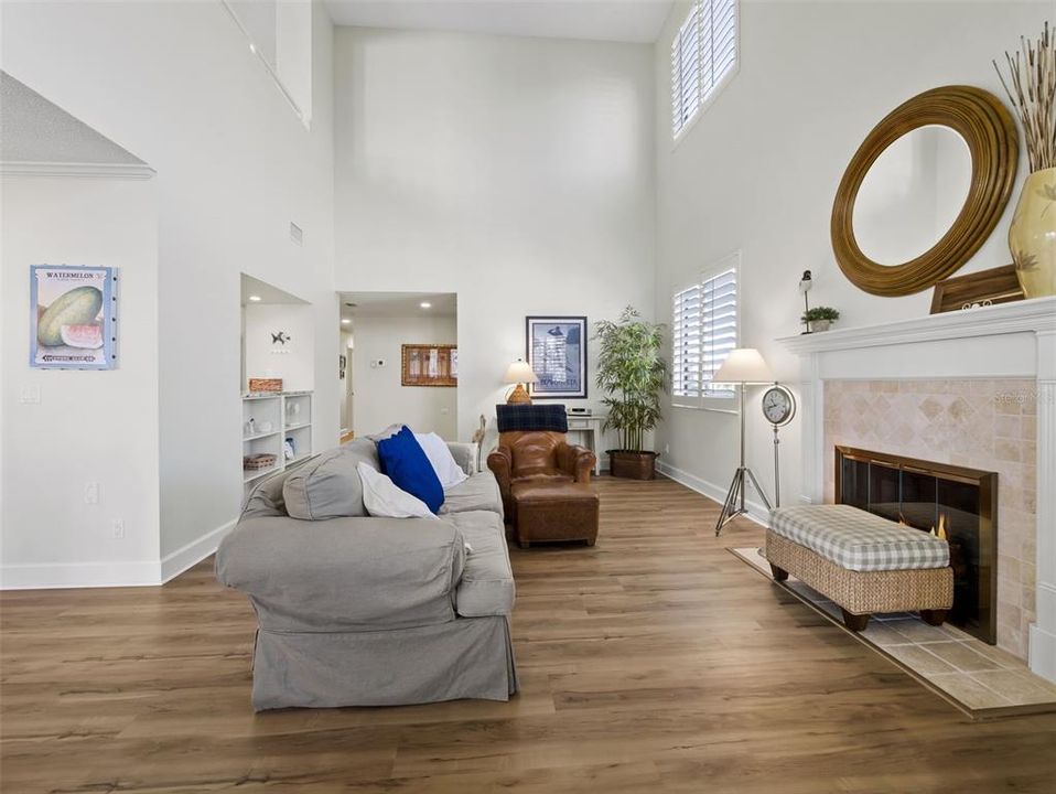 For Sale: $949,500 (3 beds, 3 baths, 2135 Square Feet)