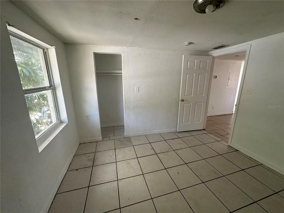 На продажу: $409,000 (8 спален, 0 ванн, 2862 Квадратных фут)