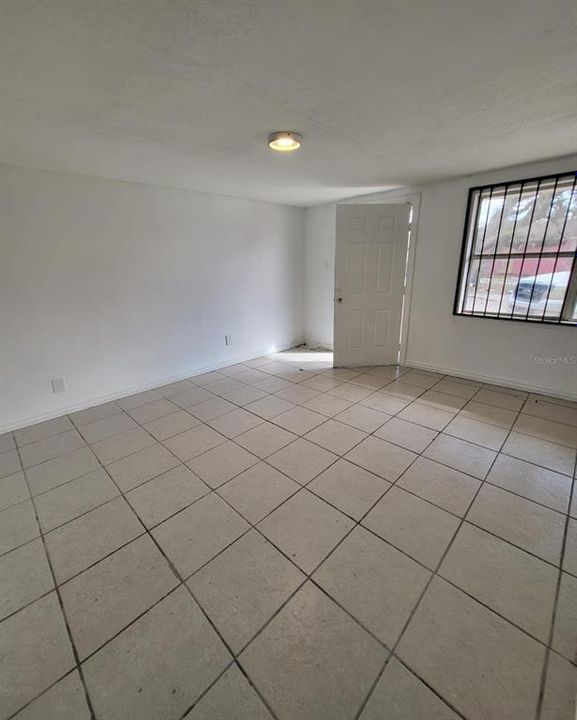 На продажу: $409,000 (8 спален, 0 ванн, 2862 Квадратных фут)