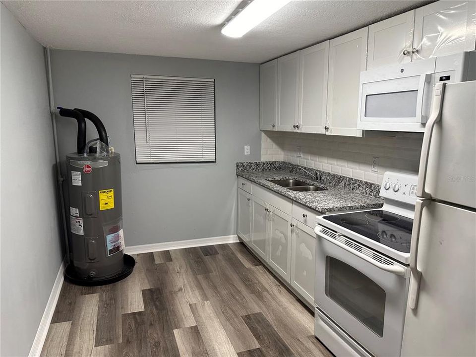 На продажу: $409,000 (8 спален, 0 ванн, 2862 Квадратных фут)