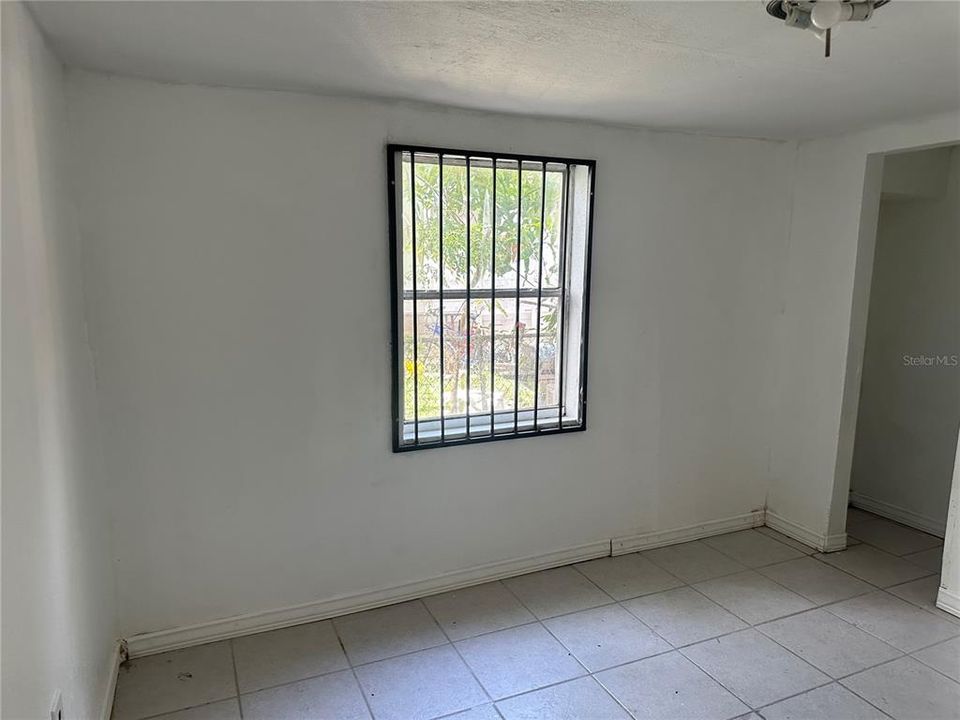 На продажу: $409,000 (8 спален, 0 ванн, 2862 Квадратных фут)