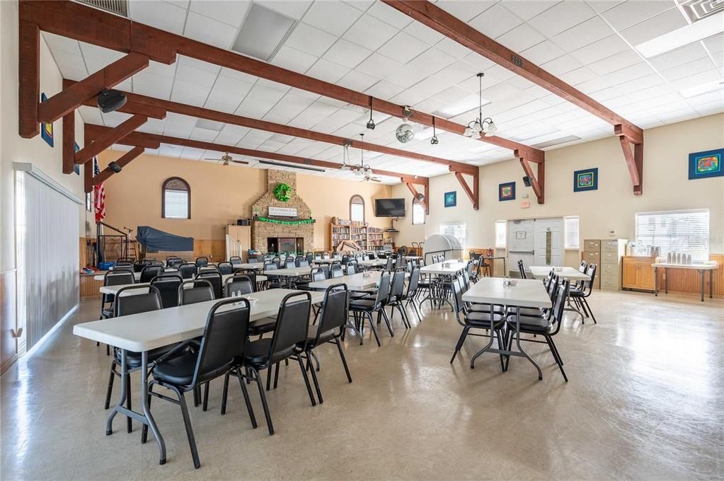 For Sale: $124,000 (2 beds, 2 baths, 1056 Square Feet)