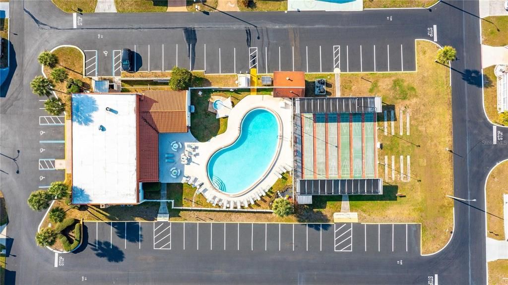 For Sale: $124,000 (2 beds, 2 baths, 1056 Square Feet)