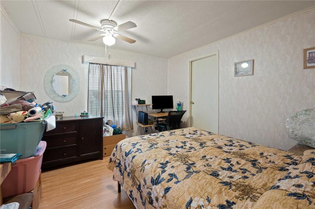 For Sale: $124,000 (2 beds, 2 baths, 1056 Square Feet)