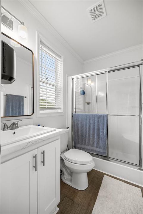 待售: $340,000 (2 贝兹, 1 浴室, 662 平方英尺)