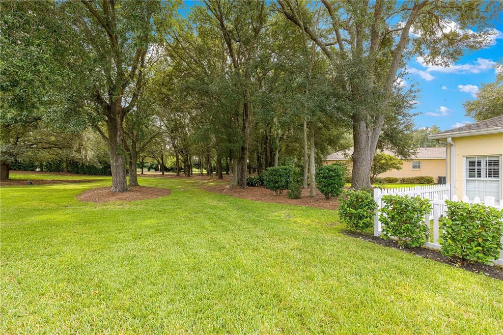 Active With Contract: $2,000 (3 beds, 3 baths, 1850 Square Feet)