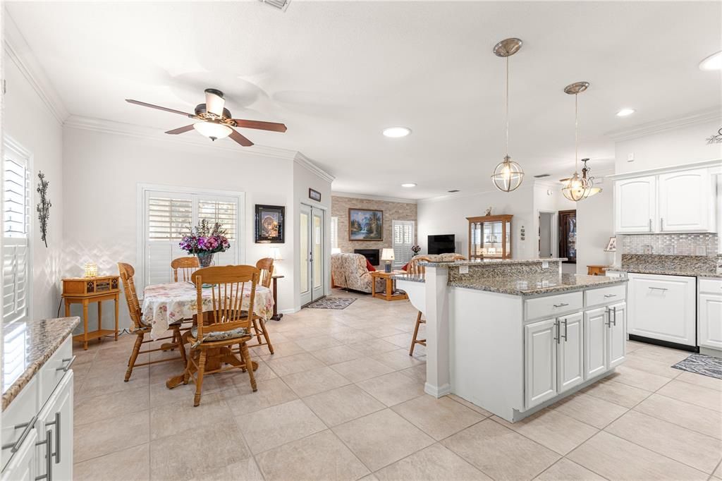 Active With Contract: $2,000 (3 beds, 3 baths, 1850 Square Feet)