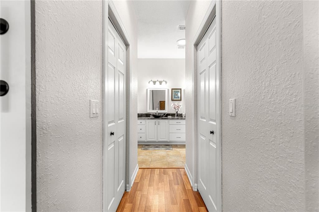 Active With Contract: $2,000 (3 beds, 3 baths, 1850 Square Feet)