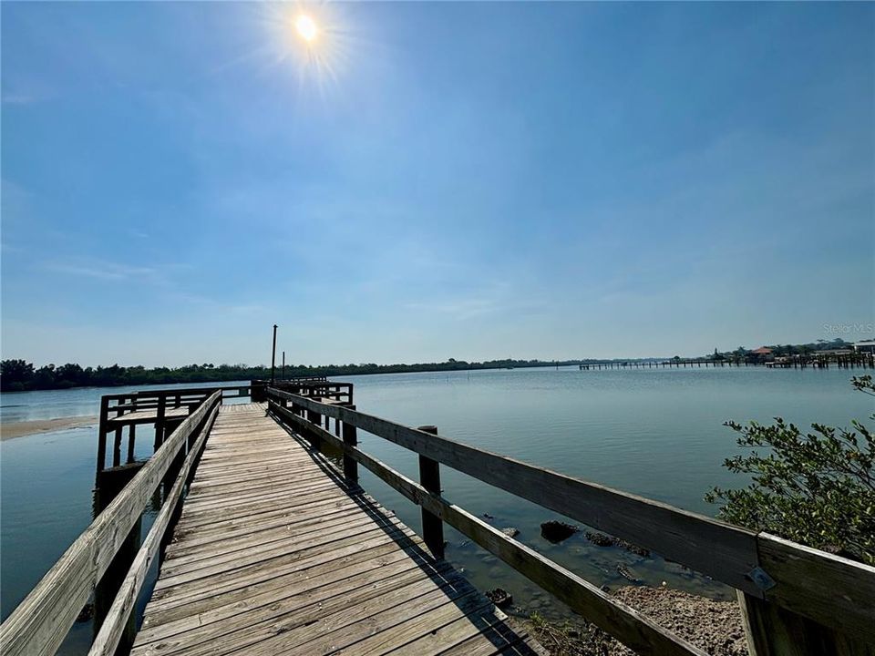 For Rent: $1,275 (2 beds, 1 baths, 1039 Square Feet)