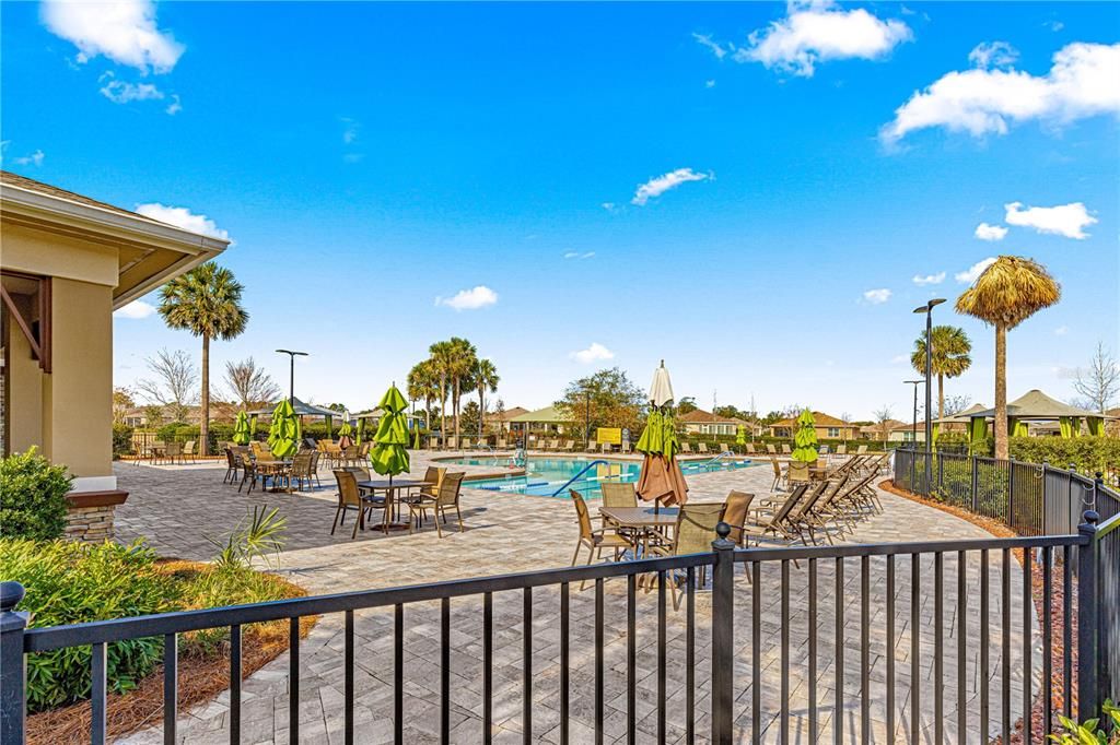 Active With Contract: $235,900 (3 beds, 2 baths, 1548 Square Feet)