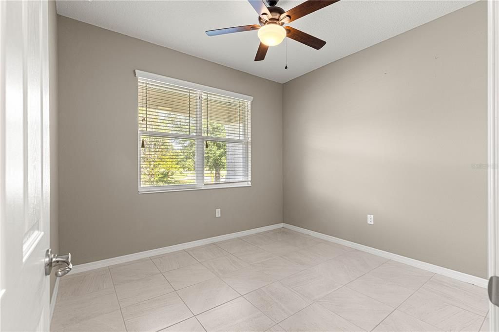 Active With Contract: $235,900 (3 beds, 2 baths, 1548 Square Feet)