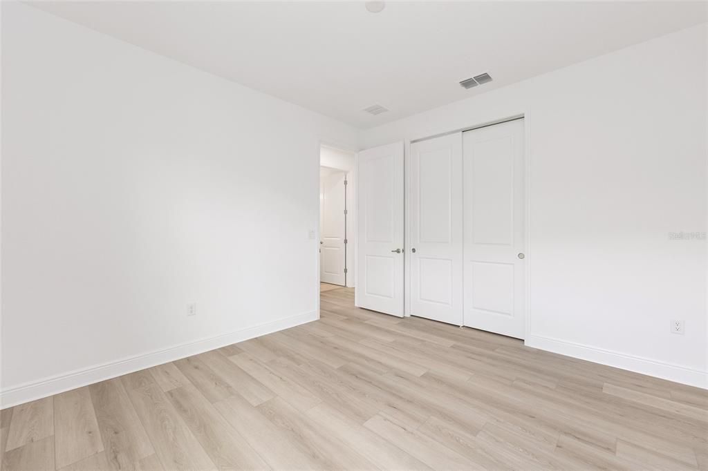 Activo con contrato: $511,000 (3 camas, 3 baños, 2907 Pies cuadrados)