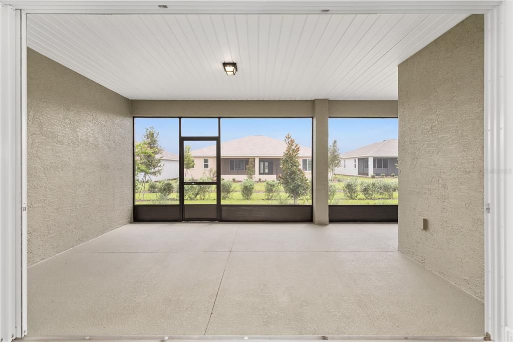 Activo con contrato: $511,000 (3 camas, 3 baños, 2907 Pies cuadrados)