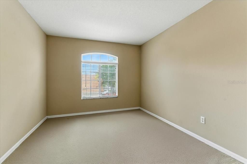 合同活跃: $2,745 (5 贝兹, 2 浴室, 2232 平方英尺)