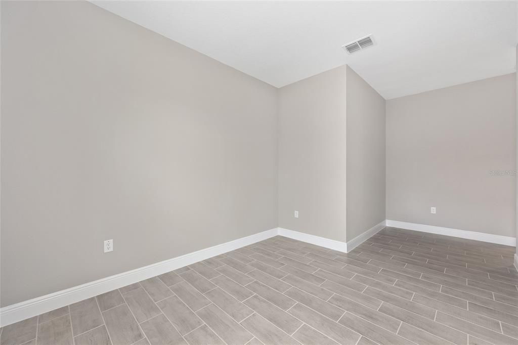 Active With Contract: $444,000 (2 beds, 2 baths, 2616 Square Feet)