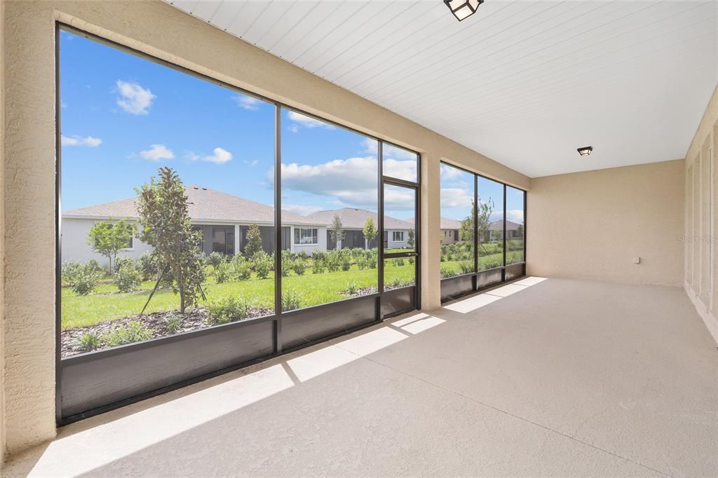 Active With Contract: $444,000 (2 beds, 2 baths, 2616 Square Feet)