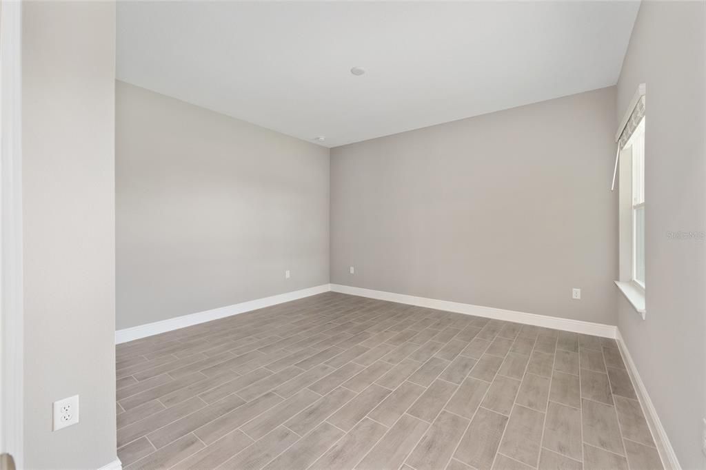 Active With Contract: $444,000 (2 beds, 2 baths, 2616 Square Feet)