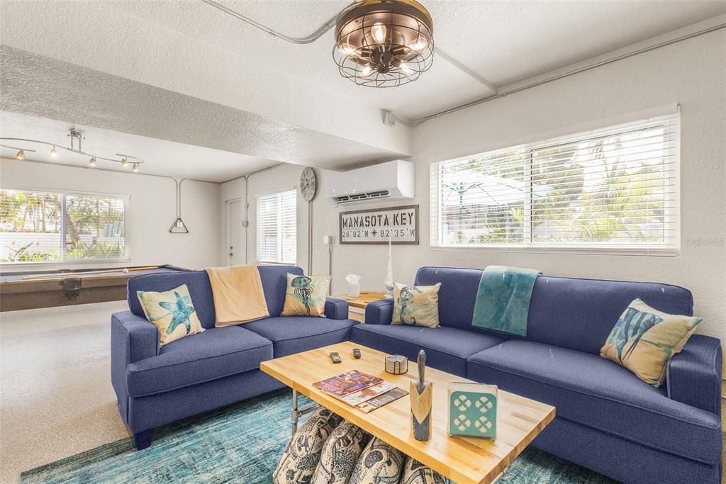 For Sale: $1,495,000 (3 beds, 3 baths, 3250 Square Feet)