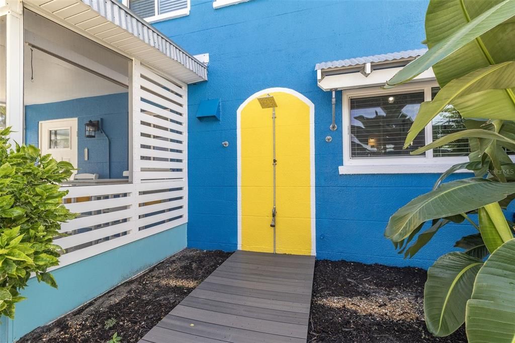 For Sale: $1,495,000 (3 beds, 3 baths, 3250 Square Feet)