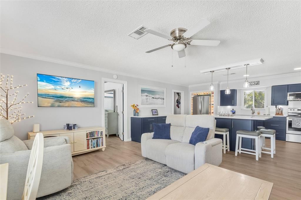 For Sale: $1,495,000 (3 beds, 3 baths, 3250 Square Feet)