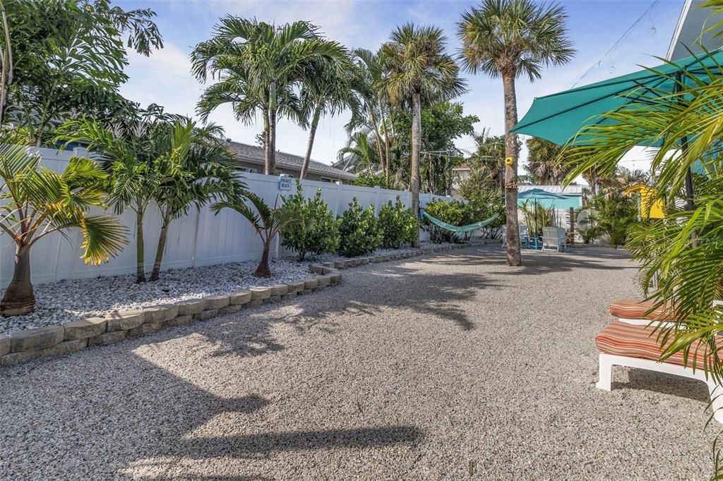 For Sale: $1,495,000 (3 beds, 3 baths, 3250 Square Feet)