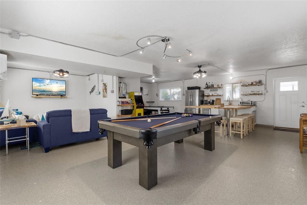 For Sale: $1,495,000 (3 beds, 3 baths, 3250 Square Feet)