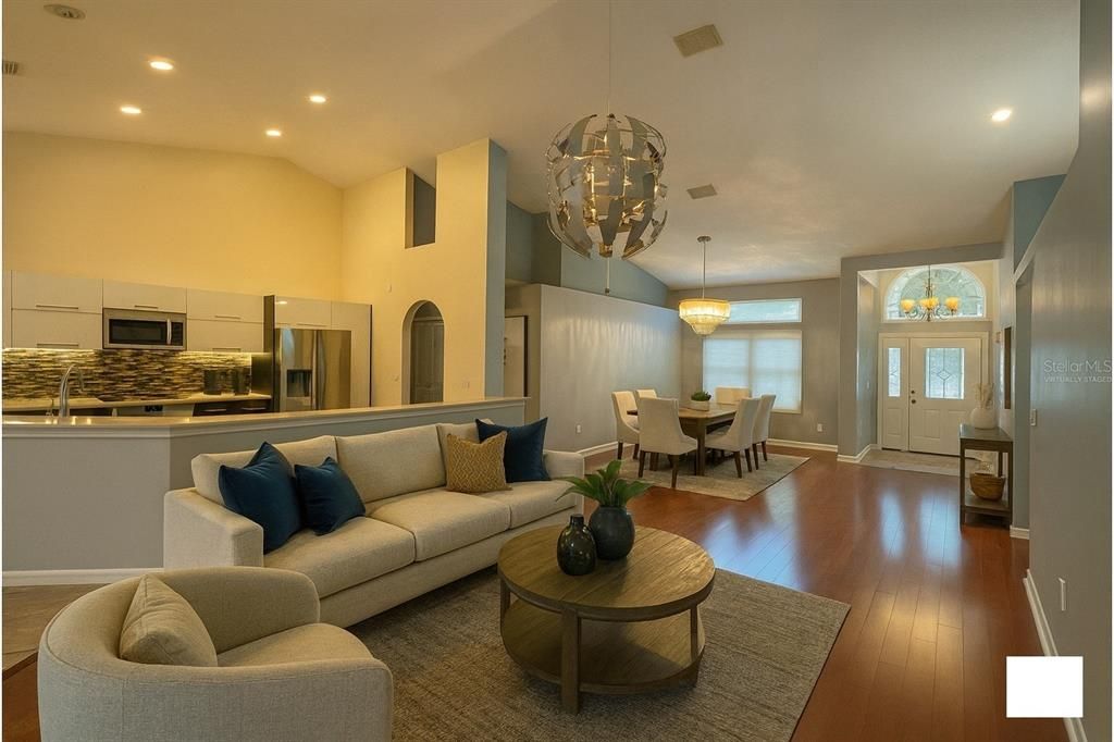 Active With Contract: $599,000 (5 beds, 2 baths, 2799 Square Feet)