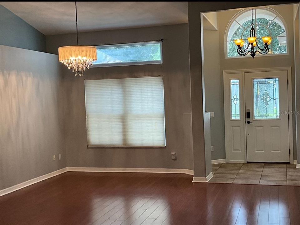 Active With Contract: $599,000 (5 beds, 2 baths, 2799 Square Feet)