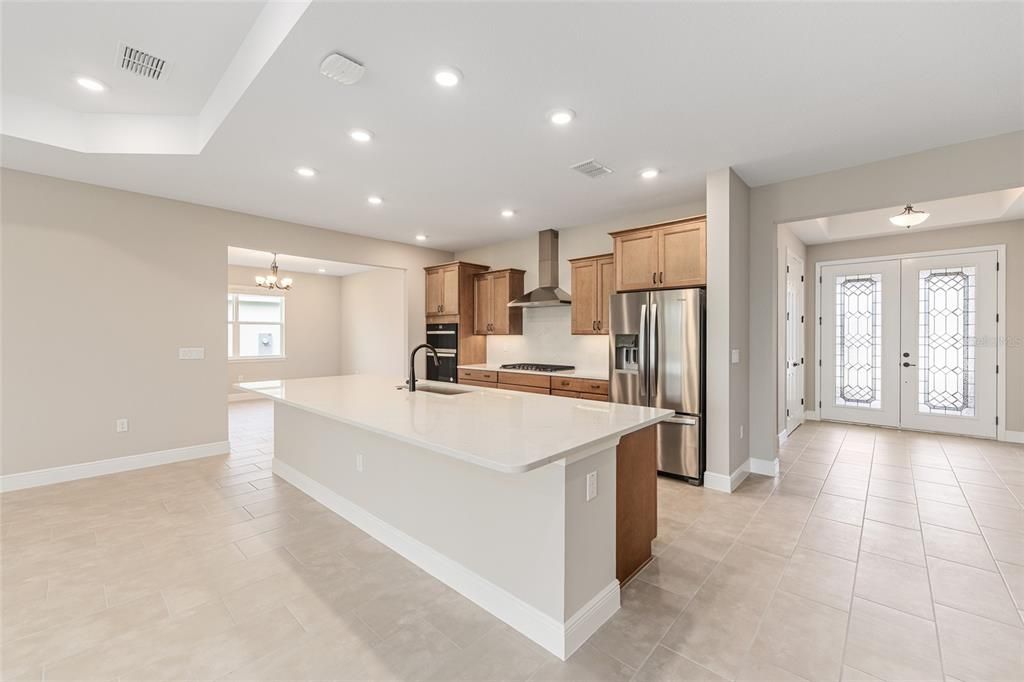 Active With Contract: $459,000 (3 beds, 3 baths, 2870 Square Feet)