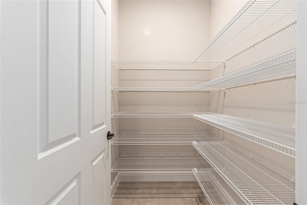 Active With Contract: $459,000 (3 beds, 3 baths, 2870 Square Feet)