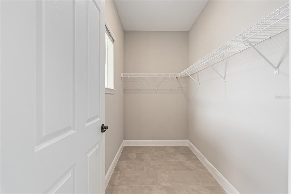 Active With Contract: $459,000 (3 beds, 3 baths, 2870 Square Feet)