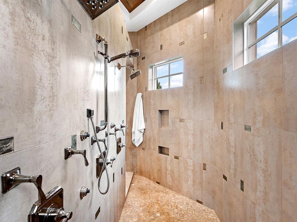 待售: $5,250,000 (3 贝兹, 4 浴室, 5006 平方英尺)