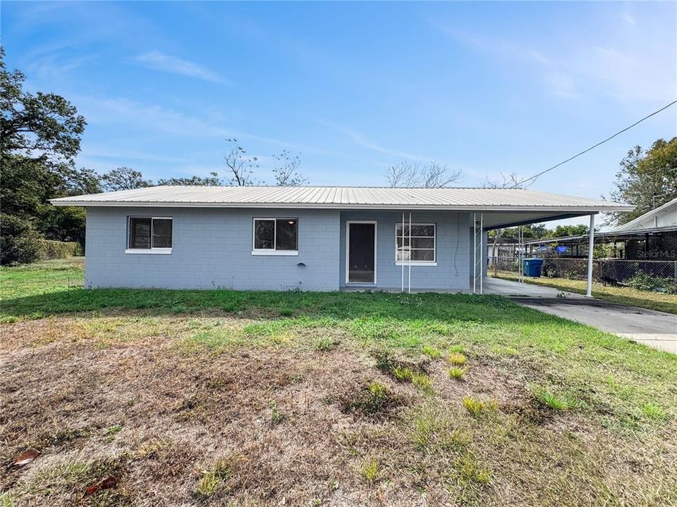 待售: $235,000 (3 贝兹, 1 浴室, 1011 平方英尺)