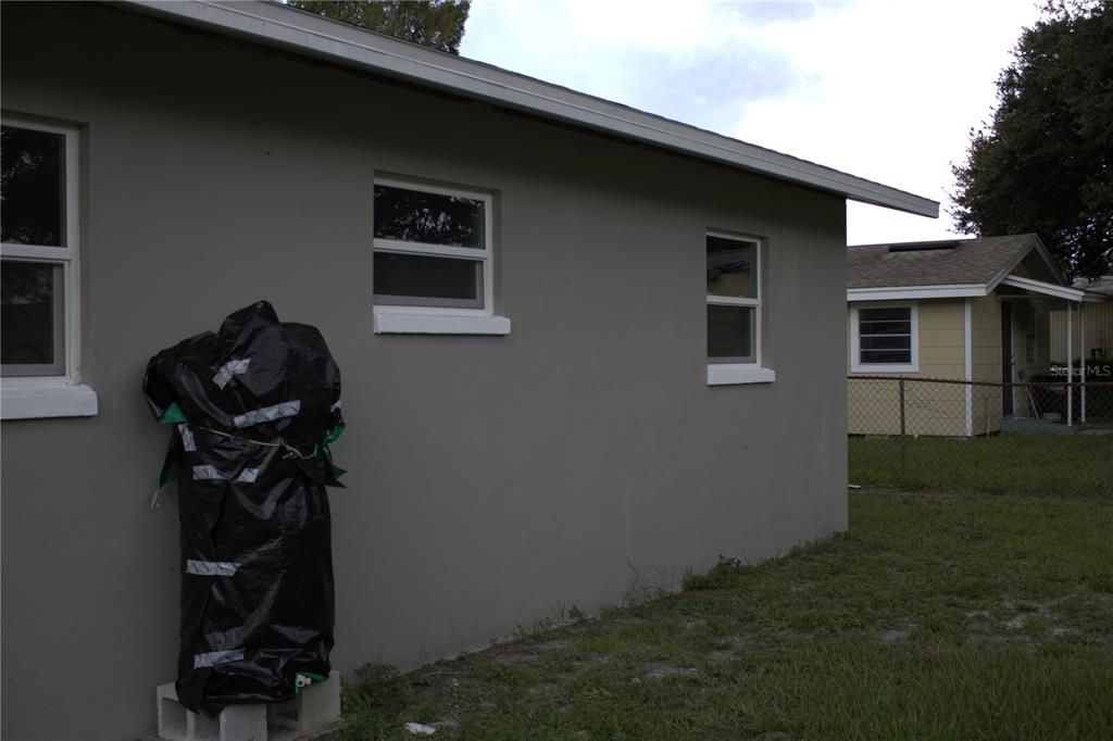 Activo con contrato: $250,000 (2 camas, 1 baños, 754 Pies cuadrados)