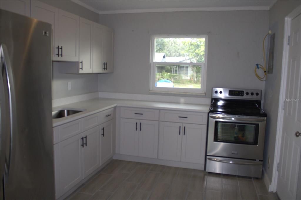 Activo con contrato: $250,000 (2 camas, 1 baños, 754 Pies cuadrados)