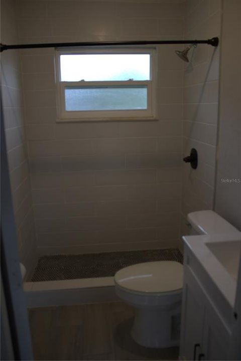 Activo con contrato: $250,000 (2 camas, 1 baños, 754 Pies cuadrados)