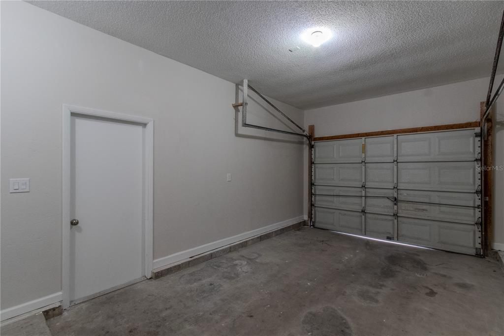 For Sale: $235,000 (3 beds, 2 baths, 1195 Square Feet)