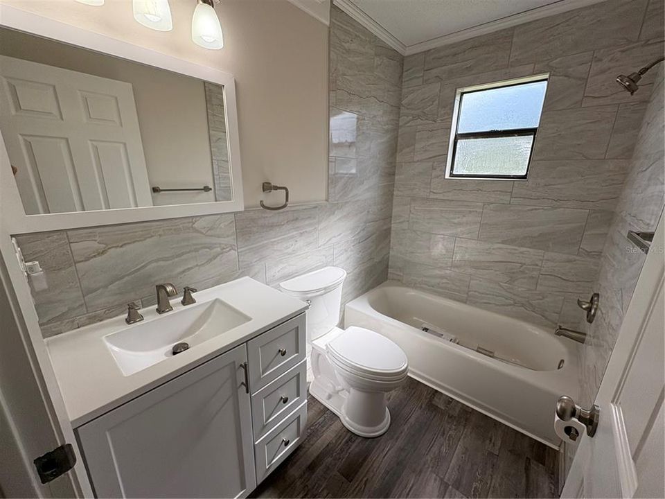 For Sale: $275,000 (3 beds, 2 baths, 1195 Square Feet)