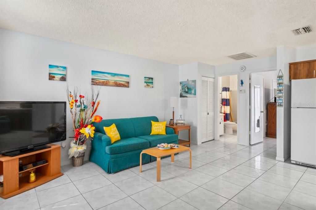 En Venta: $99,500 (1 camas, 1 baños, 672 Pies cuadrados)