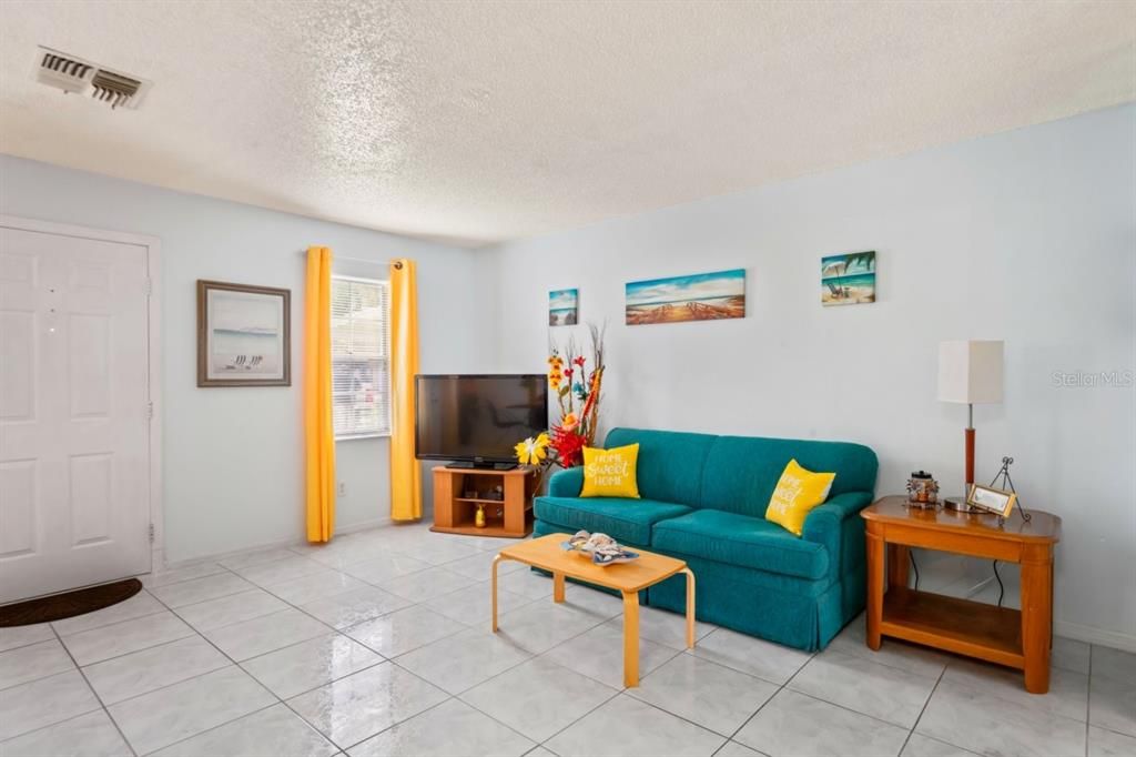 En Venta: $99,500 (1 camas, 1 baños, 672 Pies cuadrados)