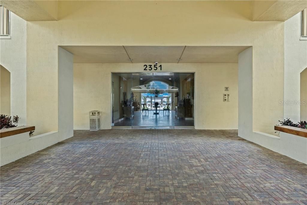 En Venta: $329,900 (3 camas, 2 baños, 1323 Pies cuadrados)