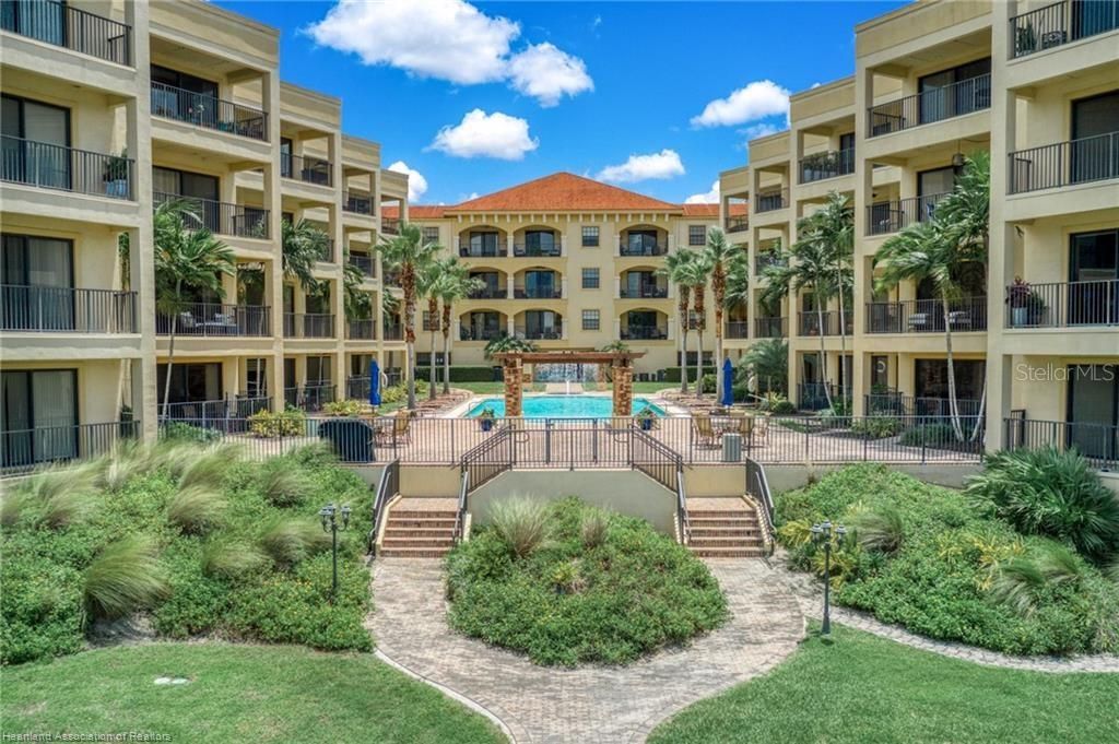 En Venta: $329,900 (3 camas, 2 baños, 1323 Pies cuadrados)