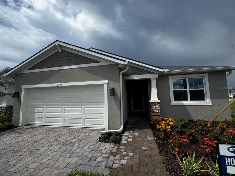 For Rent: $2,750 (4 beds, 3 baths, 2209 Square Feet)